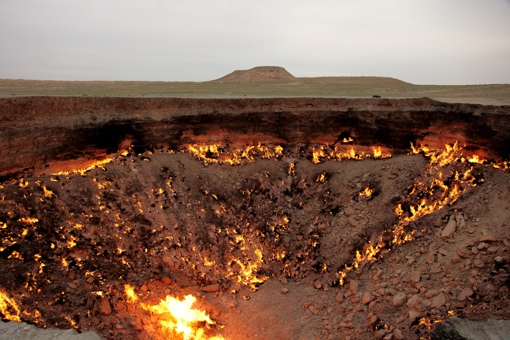Darvaza Gas Crater: Turkmenistan